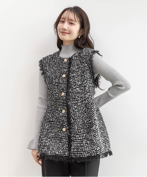RANDA(ランダ)の「ジレトップス&テーパードパンツセット(ワンピース・レディース・アイボリー/ブラック・1/0)」の15枚目の写真
