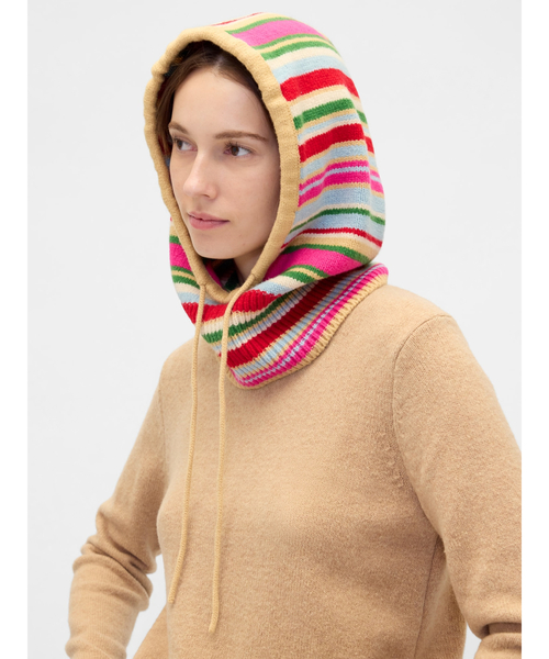 GAP（ギャップ）の「CashSoft カシミヤタッチ ドローコード バラクラバ（ニットキャップ/ビーニー・レディース・ブラウン/キャメル/グリーン/ピンク/レッド/マルチ/アイボリー/ブラック/ブルー・ONE SIZE）」の9枚目の写真