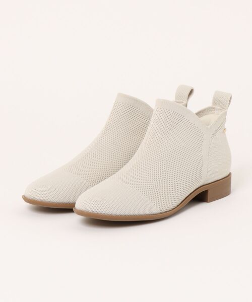 ABC-MART(エービーシーマート)の「ABC SELECT エービーシーセレクト SIDE CUT KNIT2.5 サイドカットニット W3065 IVORY(ブーツ・レディース・ホワイト・SMALL/MEDIUM/LARGE/X-LARGE)」の1枚目の写真
