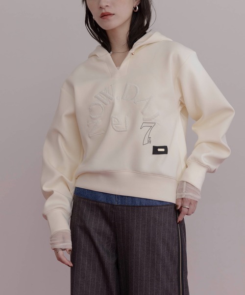 Eimee Law（エイミーロウ）の「サガラ刺繍コンパクトフーディー（パーカー・レディース・アイボリー/グレー/ブラック・FREE）」の5枚目の写真