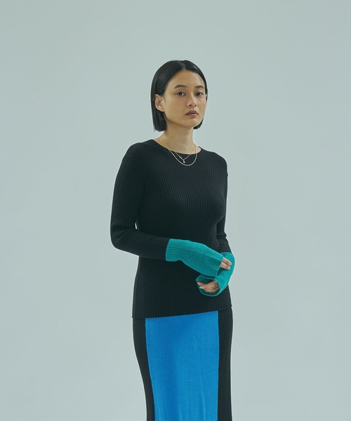 ROSE BUD(ローズバッド)の「BICOLOR RIB KNIT TOP(ニット/セーター・レディース・ブラック/パープル/ライトグレー/ブラウン・ONE SIZE)」の5枚目の写真