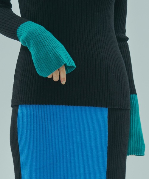 ROSE BUD(ローズバッド)の「BICOLOR RIB KNIT TOP(ニット/セーター・レディース・ブラック/パープル/ライトグレー/ブラウン・ONE SIZE)」の12枚目の写真