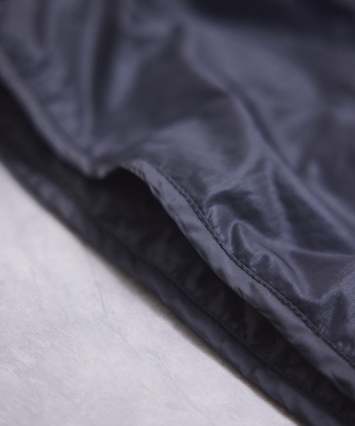 ADAM ET ROPE'（アダムエロペ）の「【サステナブル】リバーシブルドロストキルティングブルゾン/撥水（ブルゾン・レディース・ブラック/ベージュ・FREE）」の3枚目の写真