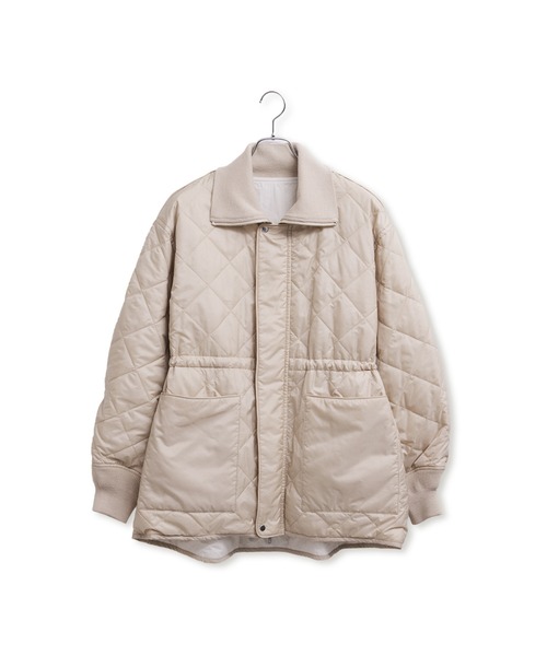 ADAM ET ROPE'（アダムエロペ）の「【サステナブル】リバーシブルドロストキルティングブルゾン/撥水（ブルゾン・レディース・ブラック/ベージュ・FREE）」の5枚目の写真