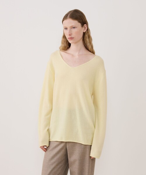 スコットランドカシミヤ Vネックプルオーバー（ニット/セーター