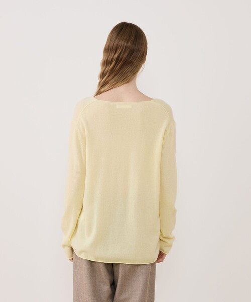 スコットランドカシミヤ VネックGALERIE VIE tomorrowland スコットランドカシミヤ Vネックプルオーバー（ニット/セーター