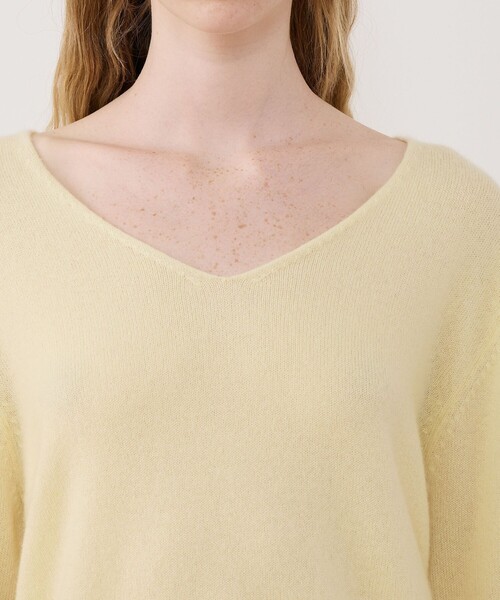 スコットランドカシミヤ Vネックプルオーバー（ニット/セーター