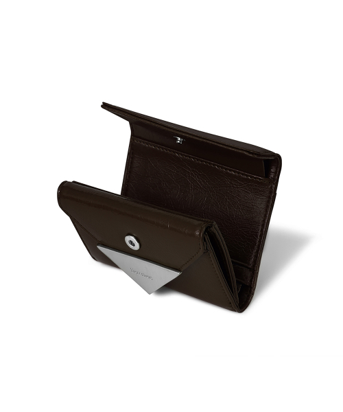 FENNEC（フェネック）の「CRINKLE TRIANGLE DOCO WALLET - ESPRESSO（札入れ/マネークリップ・レディース・その他・FREE）」の5枚目の写真
