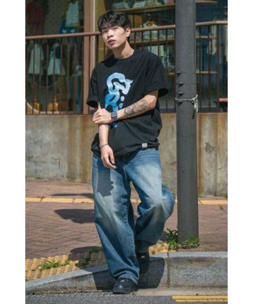 GRAVER（グレーバー）の「[ユニセックス]グラフィティ雲ロゴ半袖Tシャツ_ブラック（Tシャツ/カットソー・レディース・ブラック・LARGE/SMALL/MEDIUM）」の2枚目の写真