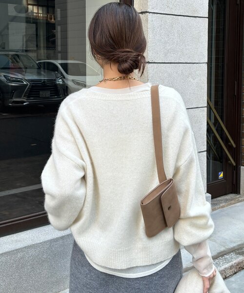 DouDou（ドゥドゥ）の「ヤクウールプルオーバー（ニット/セーター・レディース・ブルー/オフホワイト/チャコールグレー/ブラウン・FREE）」の13枚目の写真