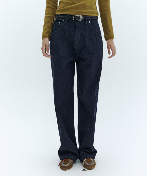 CITYBREEZE(シティブリーズ)の「カーブデニムパンツ_インディゴ(デニムパンツ・レディース・ダークブルー・SMALL/MEDIUM)」の4枚目の写真