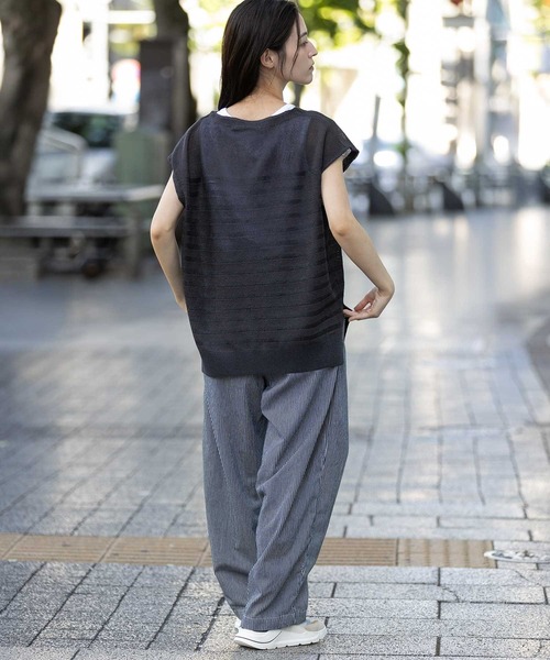 Munich（ミューニック）の「ホワイトデニム＆ヒッコリー ワイドイージーパンツ（デニムパンツ・レディース・ホワイト/オフホワイト/ネイビー・M/S）」の10枚目の写真