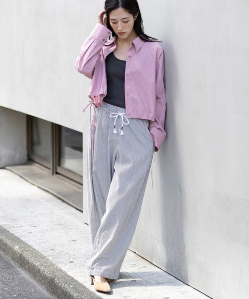 Munich（ミューニック）の「ホワイトデニム＆ヒッコリー ワイドイージーパンツ（デニムパンツ・レディース・ホワイト/オフホワイト/ネイビー・M/S）」の20枚目の写真