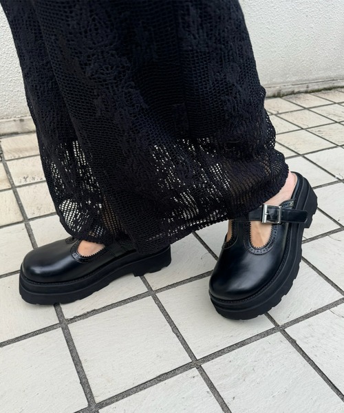 Ameri（アメリ）の「BROGUE SLIDE LOAFER（ローファー・レディース・ブラウン/アイボリー/ブラック・SMALL/MEDIUM/LARGE）」の10枚目の写真