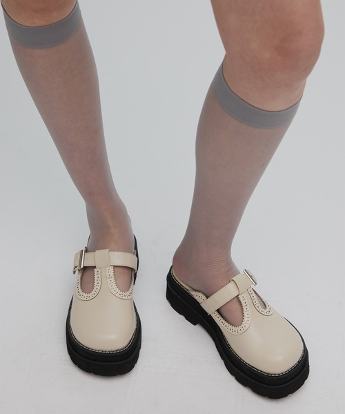 Ameri（アメリ）の「BROGUE SLIDE LOAFER（ローファー・レディース・ブラウン/アイボリー/ブラック・SMALL/MEDIUM/LARGE）」の21枚目の写真