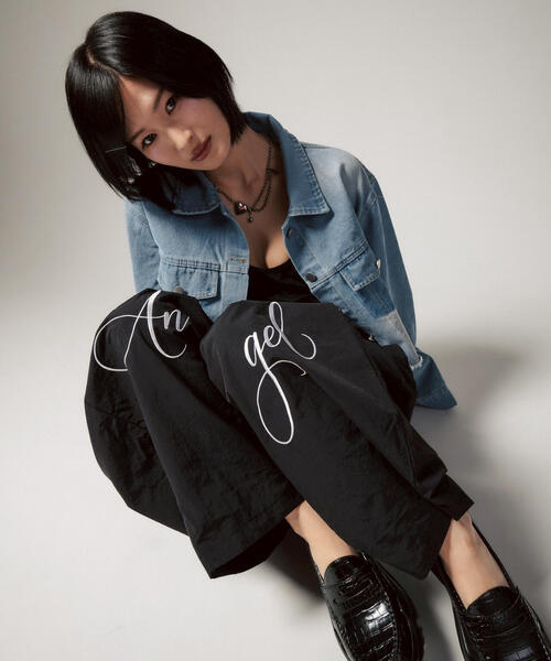 ROYAL FLASH（ロイヤルフラッシュ）の「MITSUKI/ミツキ/ウエスト紐付きナイロンパンツ（その他パンツ・レディース・ブラック・F）」の4枚目の写真
