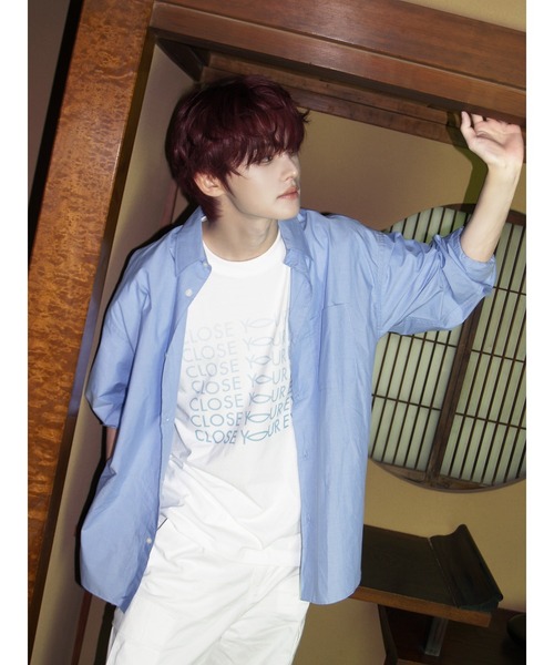 ZOZOVILLA(ゾゾヴィラ)の「CLOSE YOUR EYES × ZOZOTOWN Gradient Logo T-Shirt(Tシャツ/カットソー・メンズ・ホワイト/ブラック・SMALL/MEDIUM/LARGE/X-LARGE)」の6枚目の写真