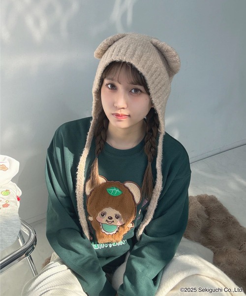 AS KNOW AS plus(アズノゥアズプラス)の「♪アクリルキーホルダー付き モンチッチフレンズスウェットプルオーバー【 Monchhichi / モンチッチ 】(スウェット・レディース・チャコールグレー/アイボリー/オートミール/ダークグリーン・FREE)」の8枚目の写真