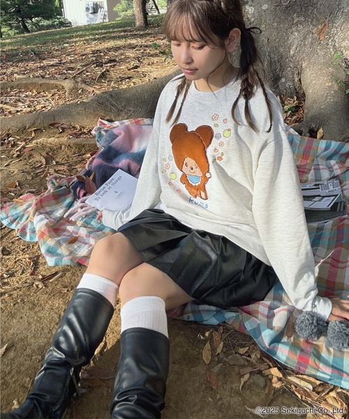 AS KNOW AS plus(アズノゥアズプラス)の「♪アクリルキーホルダー付き モンチッチフレンズスウェットプルオーバー【 Monchhichi / モンチッチ 】(スウェット・レディース・チャコールグレー/アイボリー/オートミール/ダークグリーン・FREE)」の21枚目の写真