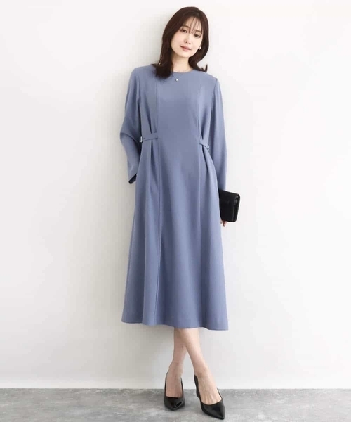 MK MICHEL KLEIN（エムケーミッシェルクラン）の「サテンジョーゼット サイドベルトワンピース/洗える（ワンピース・レディース・ネイビー/ブルー・38）」の3枚目の写真