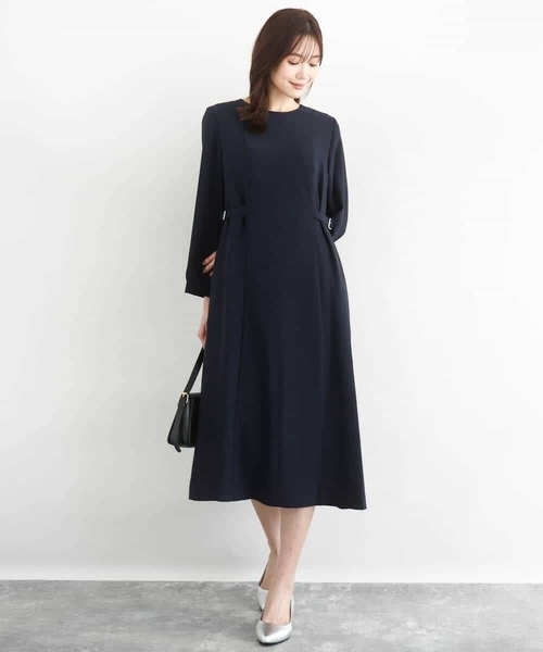 MK MICHEL KLEIN（エムケーミッシェルクラン）の「サテンジョーゼット サイドベルトワンピース/洗える（ワンピース・レディース・ネイビー/ブルー・38）」の7枚目の写真