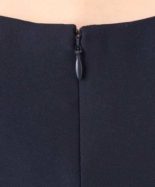 MK MICHEL KLEIN（エムケーミッシェルクラン）の「サテンジョーゼット サイドベルトワンピース/洗える（ワンピース・レディース・ネイビー/ブルー・38）」の15枚目の写真