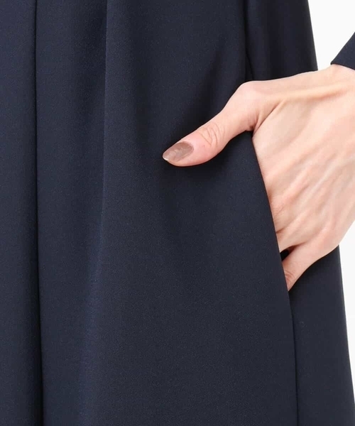 MK MICHEL KLEIN（エムケーミッシェルクラン）の「サテンジョーゼット サイドベルトワンピース/洗える（ワンピース・レディース・ネイビー/ブルー・38）」の17枚目の写真