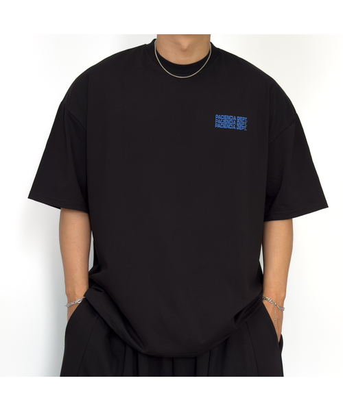 PACIENCIA(パシエンシア)の「PA.DEPT オーバーサイズ半袖(Tシャツ/カットソー・メンズ・ホワイト/ブラック/カーキ/ダークグレー・X-LARGE/XX-LARGE/LARGE)」の3枚目の写真