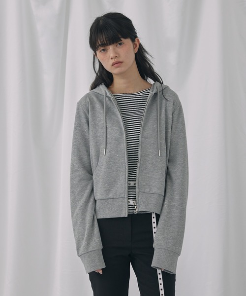 Unblend(アンブレンド)の「【Unblend】ラメ裏毛 ショート丈 ジップパーカー<セットアップ対応>(パーカー・レディース・ブラック/杢グレー/ブラウン・FREE)」の6枚目の写真