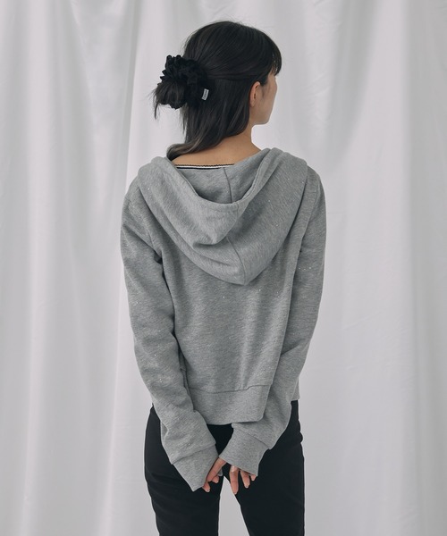 Unblend(アンブレンド)の「【Unblend】ラメ裏毛 ショート丈 ジップパーカー<セットアップ対応>(パーカー・レディース・ブラック/杢グレー/ブラウン・FREE)」の8枚目の写真
