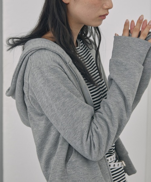 Unblend(アンブレンド)の「【Unblend】ラメ裏毛 ショート丈 ジップパーカー<セットアップ対応>(パーカー・レディース・ブラック/杢グレー/ブラウン・FREE)」の9枚目の写真