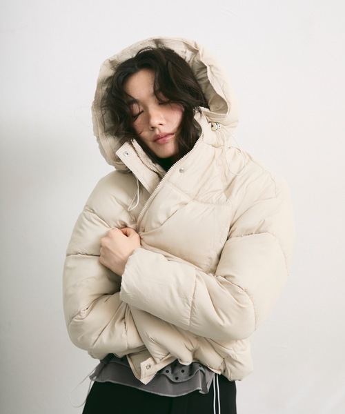 エアリーフーディーライトジャケット