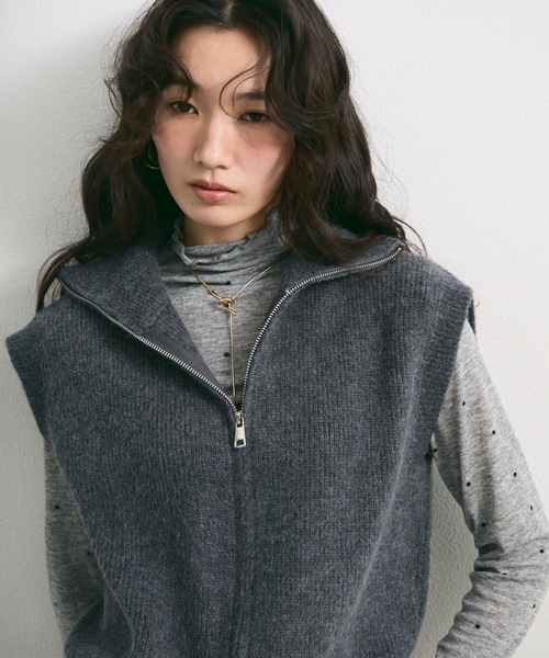ハイネックジップアップニットベスト（ベスト）｜Lutim by u