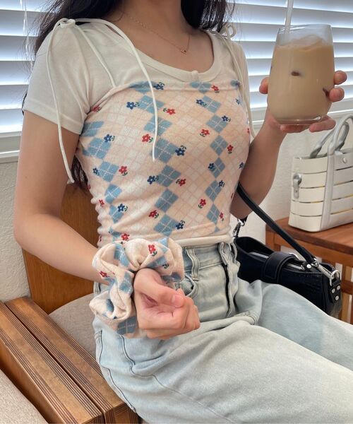 CATTLINE(カトリン)の「(セット) ハイティーン ノースリーブ クロップトップ ヘアゴム (ブルー)(Tシャツ/カットソー・レディース・その他・FREE)」の2枚目の写真