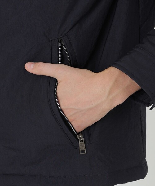 BLACK LABEL CRESTBRIDGE(ブラックレーベル・クレストブリッジ)の「【一部店舗限定】ワッシャーナイロンパデッドパーカー(ブルゾン・メンズ・ブラック/ネイビー・M/L)」の18枚目の写真
