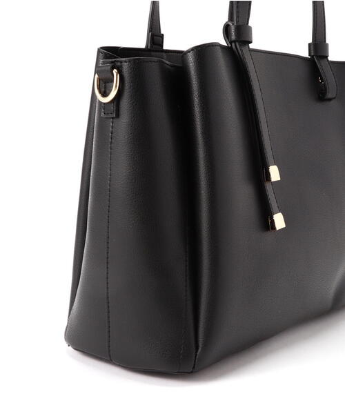 NATURAL BEAUTY BASIC(ナチュラルビューティーベーシック)の「◇ドロップリボントートバッグ(トートバッグ・レディース・ブラック/オフホワイト・フリ-)」の8枚目の写真