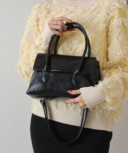 COLONY 2139（コロニートゥーワンスリーナイン）の「コンパクトフラップハンドバッグ（ハンドバッグ・レディース・ブラウン/ブラック・FREE）」の2枚目の写真