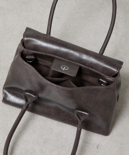 COLONY 2139（コロニートゥーワンスリーナイン）の「コンパクトフラップハンドバッグ（ハンドバッグ・レディース・ブラウン/ブラック・FREE）」の19枚目の写真