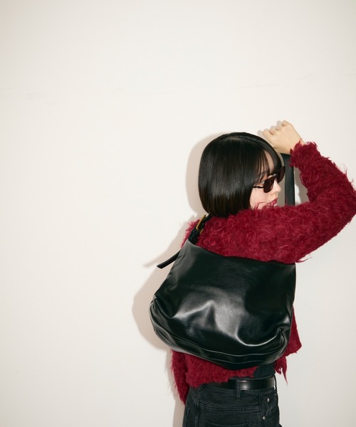 TONER（トナー）の「ワンショルダーレザーバッグ/ロゴプレート付き（ショルダーバッグ・レディース・ブラック/ブラウン/レッド・FREE）」の9枚目の写真