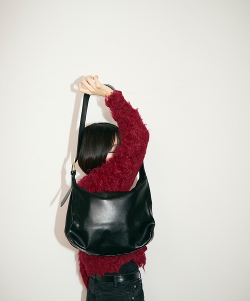 TONER（トナー）の「ワンショルダーレザーバッグ/ロゴプレート付き（ショルダーバッグ・レディース・ブラック/ブラウン/レッド・FREE）」の10枚目の写真