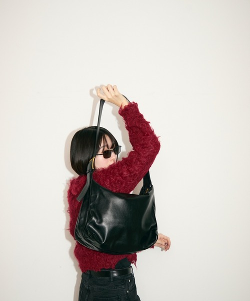 TONER（トナー）の「ワンショルダーレザーバッグ/ロゴプレート付き（ショルダーバッグ・レディース・ブラック/ブラウン/レッド・FREE）」の11枚目の写真