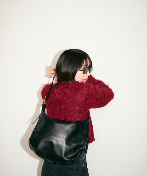 TONER（トナー）の「ワンショルダーレザーバッグ/ロゴプレート付き（ショルダーバッグ・レディース・ブラック/ブラウン/レッド・FREE）」の18枚目の写真