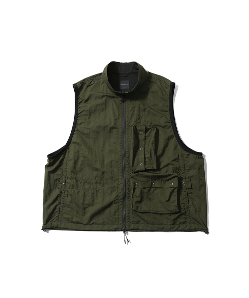 MOIF（モイフ）の「[SS25] MULTI DEVICE VEST / OLIVE（ベスト・メンズ・その他・M/L）」の2枚目の写真