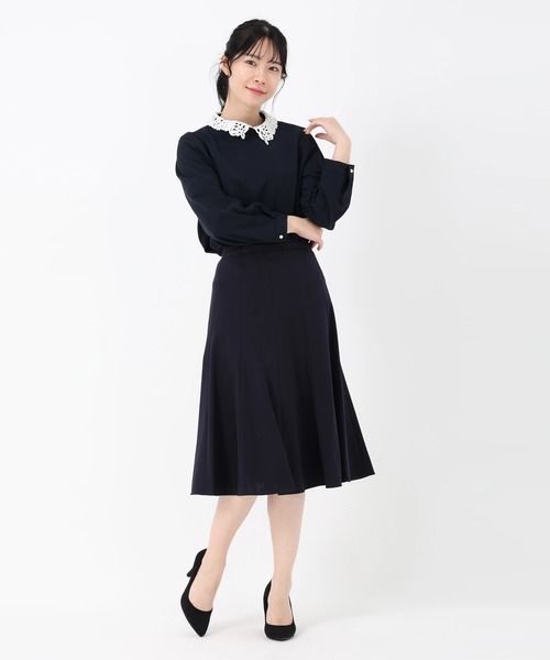 STRAWBERRY-FIELDS（ストロベリーフィールズ）の「ソルフェクロス_レース襟付きペプラムプルオーバー（シャツ/ブラウス・レディース・ブラック/ライトベージュ/ネイビー・2）」の12枚目の写真