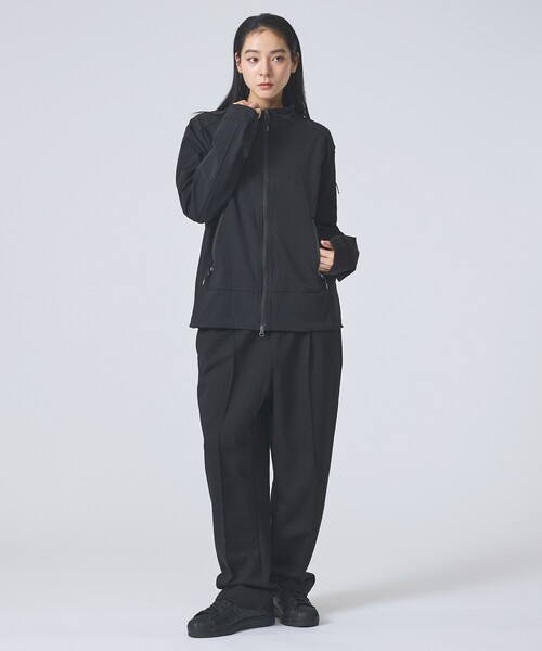 Pyrenex(ピレネックス)の「【PYRENEX / ピレネックス】HMX008 / LANE/ソフトシェルジャケット/スタンドカラー/ユニセックス(ブルゾン・メンズ・ブラック/ライトベージュ・L/M/S)」の8枚目の写真