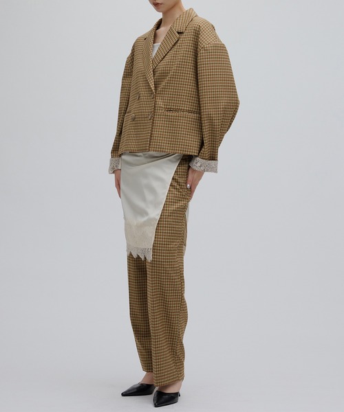 Ameri（アメリ）の「SATIN LACE LAYERED PANTS（スラックス・レディース・ベージュ/ネイビー・MEDIUM/SMALL）」の6枚目の写真