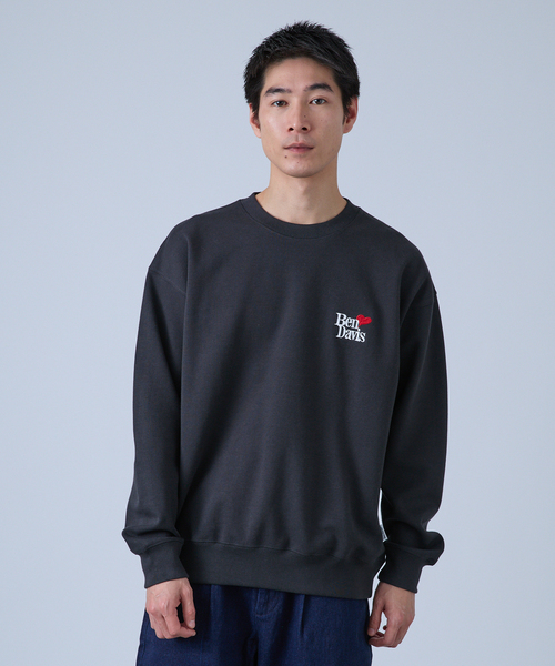 BEN DAVIS(ベンデイビス)の「【BEN DAVIS / ベンデイビス】別注 Heart LOGO CREW(スウェット・メンズ・ネイビー/グレー/ブラック/グリーン・LARGE/MEDIUM)」の2枚目の写真