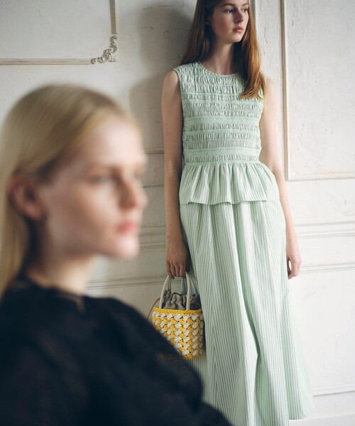 カラーストライプスモッキング ワンピース（ワンピース）｜ANAYI