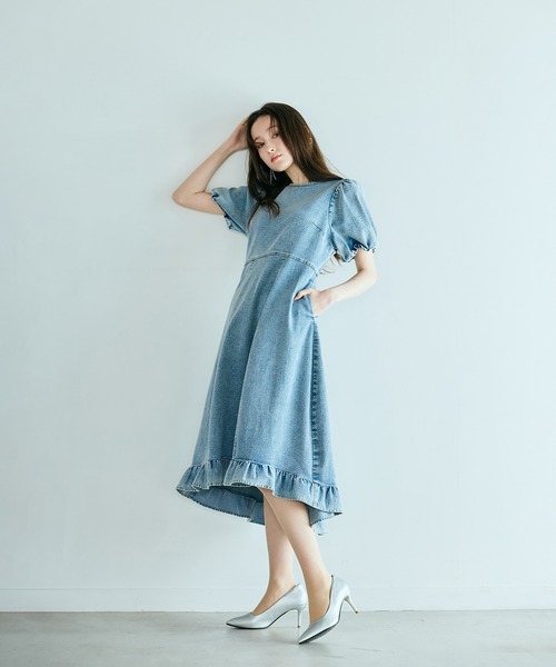 Audie a Muses(オーディアミューズ)の「ライトデニムボリュームスリーブワンピース(ワンピース・レディース・ネイビー・38/42/36)」の8枚目の写真