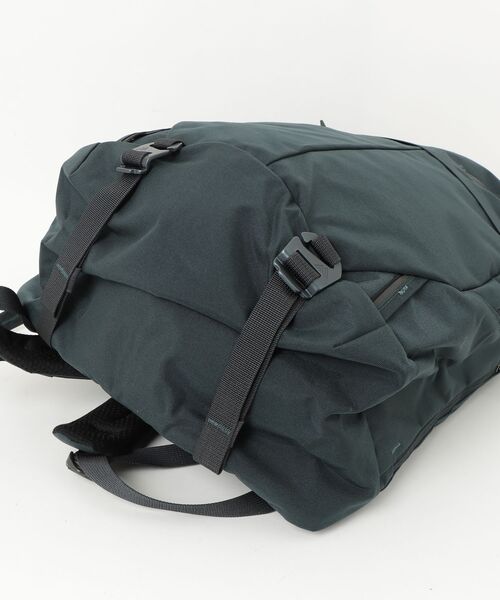 GREGORY(グレゴリー)の「アウトセット22 OUTSET 22 ムーライトネイビー(バックパック/リュック・メンズ・ネイビー系・ONE SIZE)」の2枚目の写真
